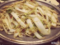 娃娃菜-嘎吧锅私家菜馆(新村十区店)