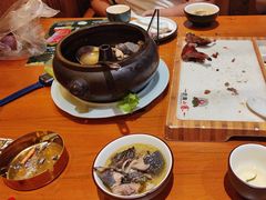 -老滇山寨•云南特色菜•地方菜•民族风情歌舞表演(金碧店)