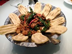 王小二炒鸡-鹊华居·地道鲁菜·海鲜·融合味(大明湖店)