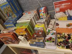 -谐音梗主机电玩·桌游·拼豆·团建轰趴馆(泛海名人店)