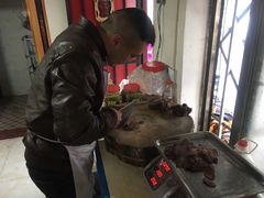 -牛羊鲜汤锅(塔公镇菜市场店)