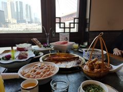 -小天鹅火锅·一线江景洪鼎旗舰店(洪崖洞店)