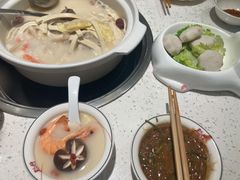 -三人行骨头王火锅(长寿店)