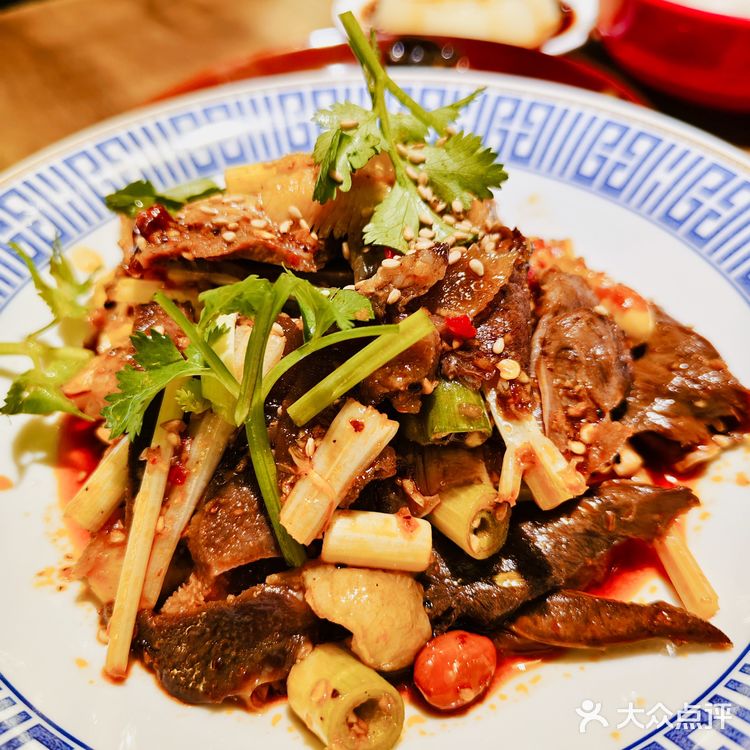 吃蹄花就认这家成都老字号！胶原蛋白满补！