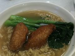 瑞士鸡亦公仔面-和平馆·地道港澳茶餐厅(西门口店)