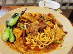 -方铲铲·成都板凳面(滨江银泰店)