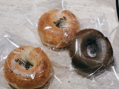 -DOUBLE HAPPINESS 双喜面包咖啡