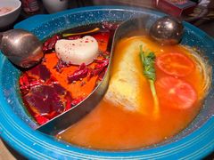 番茄牛油鸳鸯锅-吼堂老火锅(太古里总店)