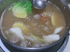 -左庭右院鲜牛肉火锅(浦江欢乐颂店)