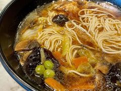 罗汉上素面-功德林(南京西路店)