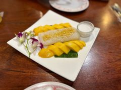 -Dang restaurant (patong phuket)