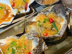 -围炉肉舍•炭烤活鳗•丹东海鲜烤肉(步行街店)