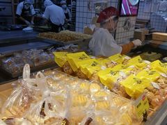 -鲍师傅糕点(江苏路店)