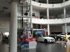 -奔驰北京极光星徽(四元桥店)