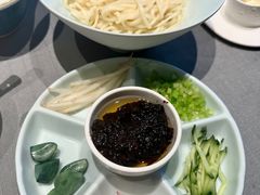炸酱面-北平食府·北京烤鸭(北京西站六里桥店)
