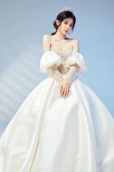 -不晚国际婚纱礼服