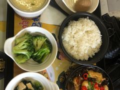 -老娘舅餐厅(黄龙体育中心店)