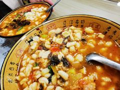 酸菜麻食-吴三酸菜麻食酱香面馆(印花布园小区店)