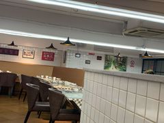 大堂-新大咀港式茶餐厅(宝山万达店)