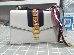 -IRENCE伊琳丝奢侈品皮具护理(二手鉴定世界广场店)