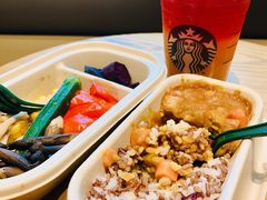 -星巴克臻选(上海中环广场2F店)