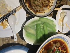 重庆毛血旺-渝信川菜 · 川味家常菜(长安店)