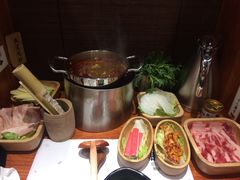-独食火锅·半米屋台(直营总店)