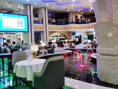 -碧中海汤泉汗蒸酒店