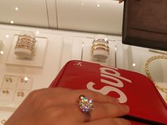 -Tiffany & Co.蒂芙尼
(广州太古汇店)