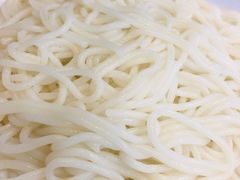 -灵芝妹子海鲜米线(香炉礁山姆店)