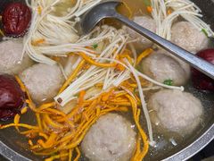 -楚山晓·湖北菜(武汉光谷K11店)