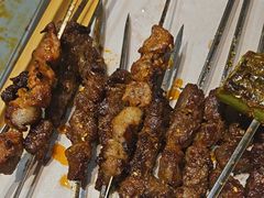 -街角等你.大连海鲜烧烤.经典铁板海鲜串(西安路店)