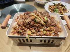 -关东小磨东北菜(上海长风大悦城店)