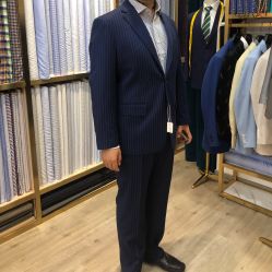 -James Tailor西服衬衫定制(南外滩轻纺面料市场店)