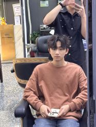 -藤野造型专业烫染接发