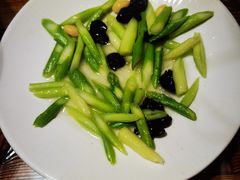 -新天明砂锅鱼头煲