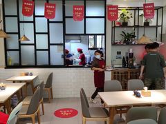 -镇南锅盖面馆(解放路店)