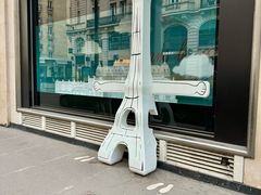 -乐蓬马歇百货公司(Rive Gauche)