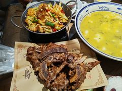 -东口码头·烧鸽子·鱼头泡饼·地方菜(金鹰悦城店)