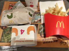 -麦当劳(顾村公园店)