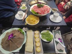 -渝里重庆火锅(航天城店)