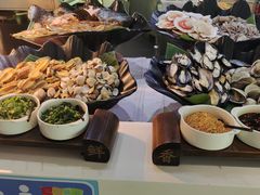 -亚洲国际大酒店·云顶阁旋转自助餐厅