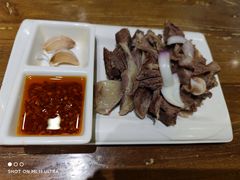 手抓羊肉-清真·玛丽亚新疆菜主题餐厅(浙江中路店)