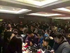 -伟博游泳健身