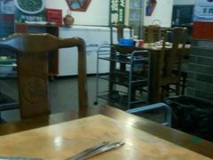 大堂-渝是乎酸菜鱼(龙旗购物中心店)