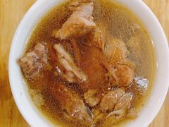 炖牛肉-老长沙原汁原味粉馆(韭菜园店)