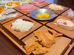-银米·云南传统过桥米线(双廊黑金冠店)
