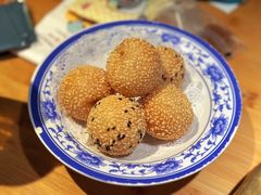 咸蛋黄麻团-哥老官重庆美蛙鱼头(虹口龙之梦店)