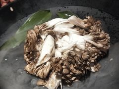 -煲宫猪肚鸡(晶品店)