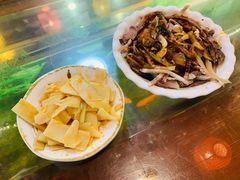 -金杨拉面王小吃面馆·牛三宝面·红烧牛肉粉